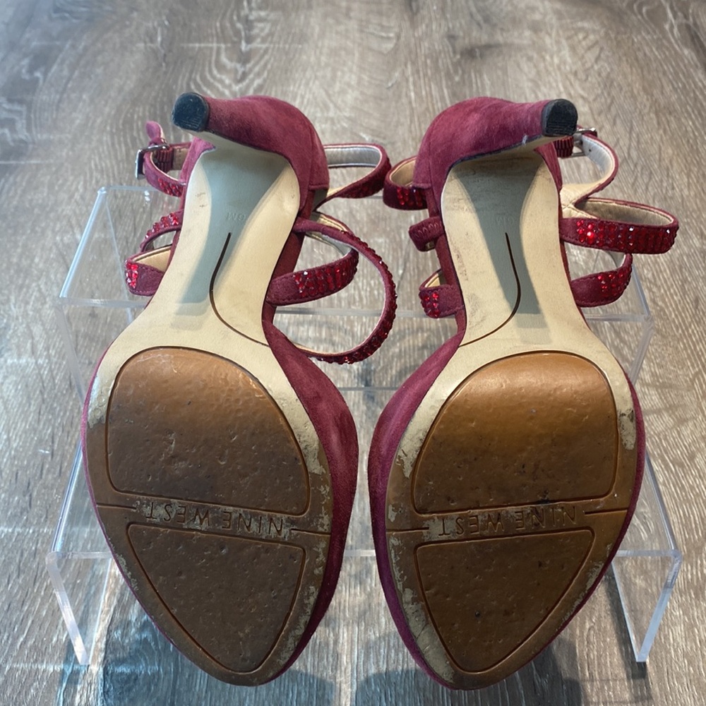 4.5 inch heel Raspberry Red - Picture 2 of 4